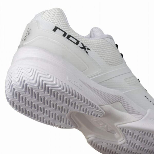 zapatillas-nox-at10-pro-blanco-1-es-7-1100×1100-2.jpg