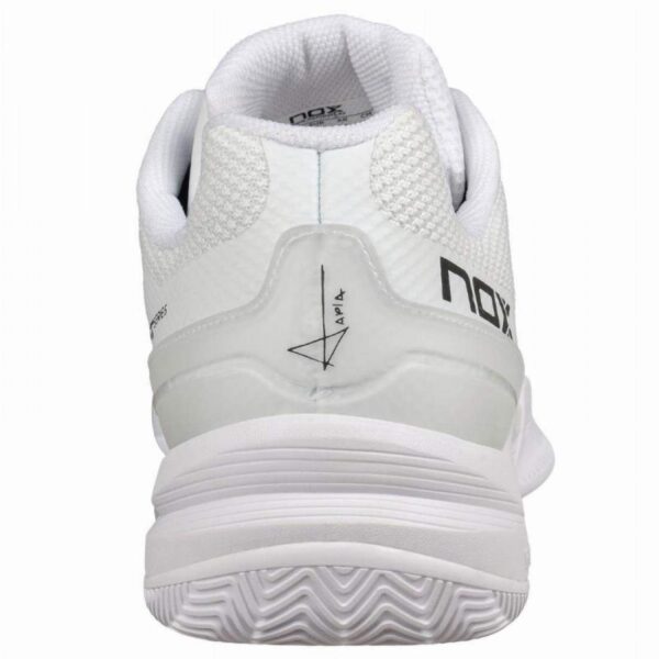zapatillas-nox-at10-pro-blanco-1-es-8-1100×1100-2.jpg