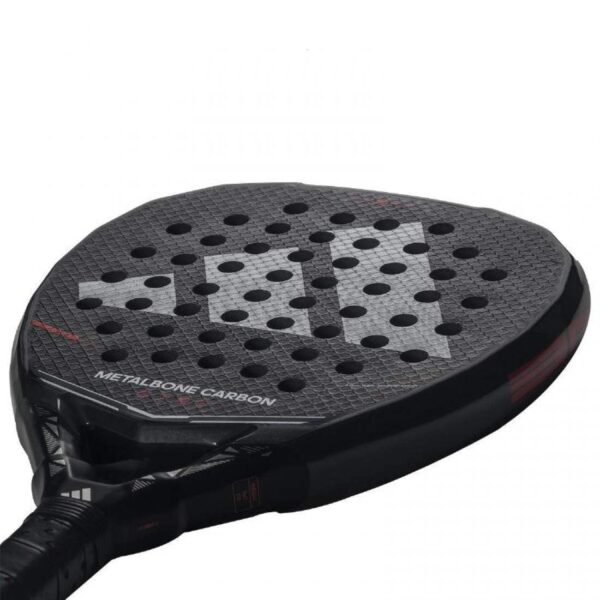 pala-adidas-metalbone-carbon-3-5-2026-es-5-1100×1100-1.jpg